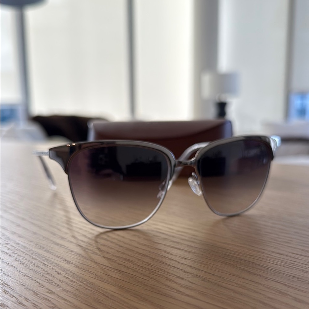 Oliver People’s Silver Sunglasses with Brown Case - Picture 3 of 4